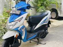 https://riyasewana.com/uploads/honda-dio-1813483422373.jpg