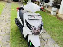 https://riyasewana.com/uploads/honda-dio-1818240422752.jpg