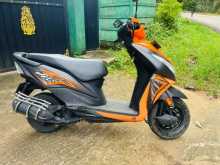 https://riyasewana.com/uploads/honda-dio-181906264342.jpg