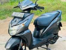 Honda Dio 2017 Motorbike