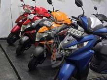 https://riyasewana.com/uploads/honda-dio-183320464310.jpg