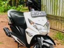 https://riyasewana.com/uploads/honda-dio-18935495003.jpg