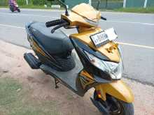 https://riyasewana.com/uploads/honda-dio-18956424452.jpg