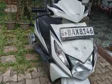 https://riyasewana.com/uploads/honda-dio-1911542713173.jpg