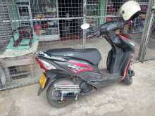 https://riyasewana.com/uploads/honda-dio-191308514062.jpg
