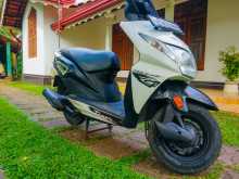 https://riyasewana.com/uploads/honda-dio-1914244413183.jpg