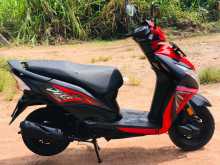 https://riyasewana.com/uploads/honda-dio-191534521683.jpg