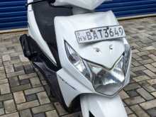https://riyasewana.com/uploads/honda-dio-1916063813982.jpg