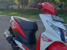 https://riyasewana.com/uploads/honda-dio-191746076625.jpg