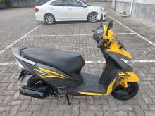 https://riyasewana.com/uploads/honda-dio-191752514442.jpg