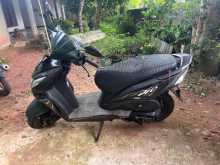 https://riyasewana.com/uploads/honda-dio-1918415613222.jpg