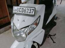 https://riyasewana.com/uploads/honda-dio-191952474793.jpg