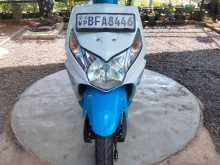 https://riyasewana.com/uploads/honda-dio-191956404823.jpg