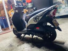 https://riyasewana.com/uploads/honda-dio-1921394924631.jpg