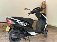 https://riyasewana.com/uploads/honda-dio-197064924942.jpg
