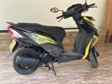 https://riyasewana.com/uploads/honda-dio-197184324663.jpg