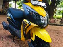 https://riyasewana.com/uploads/honda-dio-199201013132.jpg