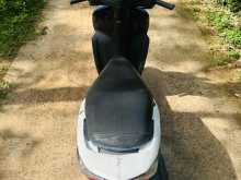 https://riyasewana.com/uploads/honda-dio-2010110222753.jpg
