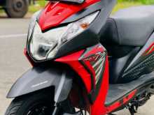 https://riyasewana.com/uploads/honda-dio-201134364653.jpg