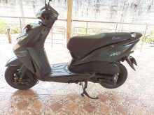https://riyasewana.com/uploads/honda-dio-201426394413.jpg