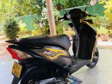 https://riyasewana.com/uploads/honda-dio-2015104724632.jpg