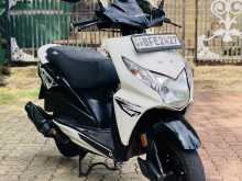 Honda Dio 2017 Motorbike