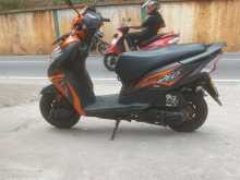 https://riyasewana.com/uploads/honda-dio-201636094342.jpg