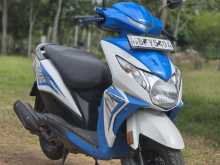 https://riyasewana.com/uploads/honda-dio-2017-192312144723.jpg