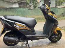 https://riyasewana.com/uploads/honda-dio-2019-1915562722832.jpg