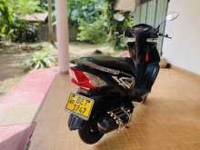 https://riyasewana.com/uploads/honda-dio-2019105022963.jpg