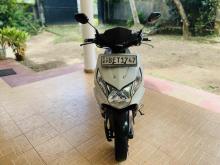 https://riyasewana.com/uploads/honda-dio-2019112724143.jpg