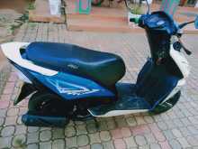 Honda DIO 2015 Motorbike