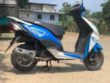 https://riyasewana.com/uploads/honda-dio-20912264793.jpg