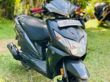 https://riyasewana.com/uploads/honda-dio-209454013912.jpg