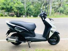 https://riyasewana.com/uploads/honda-dio-210410924322.jpg