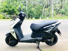 https://riyasewana.com/uploads/honda-dio-210411024114.jpg