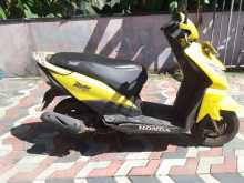 https://riyasewana.com/uploads/honda-dio-210505413024.jpg