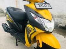 https://riyasewana.com/uploads/honda-dio-211055124473.jpg