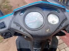 https://riyasewana.com/uploads/honda-dio-211129556176.jpg