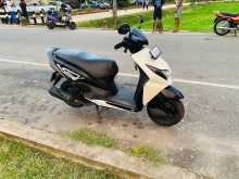https://riyasewana.com/uploads/honda-dio-2112412613872.jpg