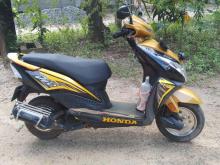 https://riyasewana.com/uploads/honda-dio-211333236714.jpg