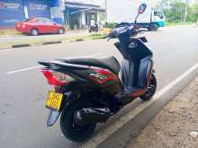 https://riyasewana.com/uploads/honda-dio-21219524903.jpg
