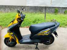 https://riyasewana.com/uploads/honda-dio-212510622472.jpg
