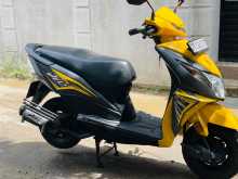 https://riyasewana.com/uploads/honda-dio-215053922043.jpg
