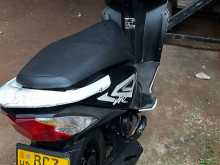 https://riyasewana.com/uploads/honda-dio-217564413092.jpg