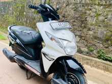 https://riyasewana.com/uploads/honda-dio-218324613852.jpg