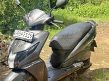 https://riyasewana.com/uploads/honda-dio-218423222553.jpg