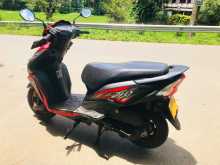 https://riyasewana.com/uploads/honda-dio-22048554593.jpg