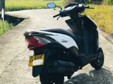 https://riyasewana.com/uploads/honda-dio-2211280813832.jpg