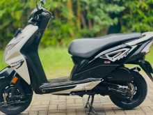 https://riyasewana.com/uploads/honda-dio-2212401813493.jpg